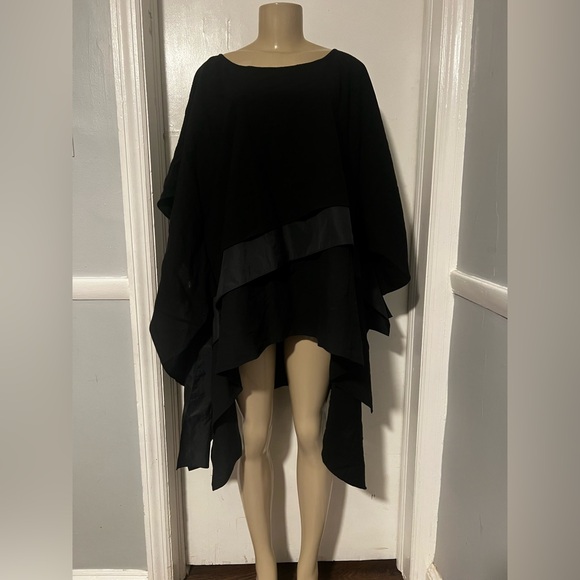 Igor Black Layered Tunic Top - Picture 2 of 4